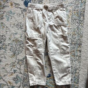 Old Navy Cream Cargo Pants
